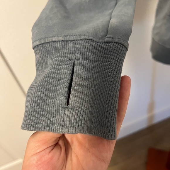 Lululemon Scuba Pullover Hoodie Wash - Picture 5 of 10